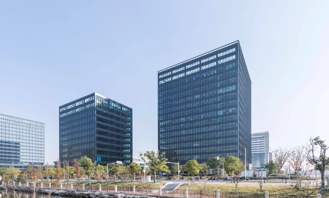 上海虹橋中建錦繡天地：匠心筑造，城市生活新典范！
